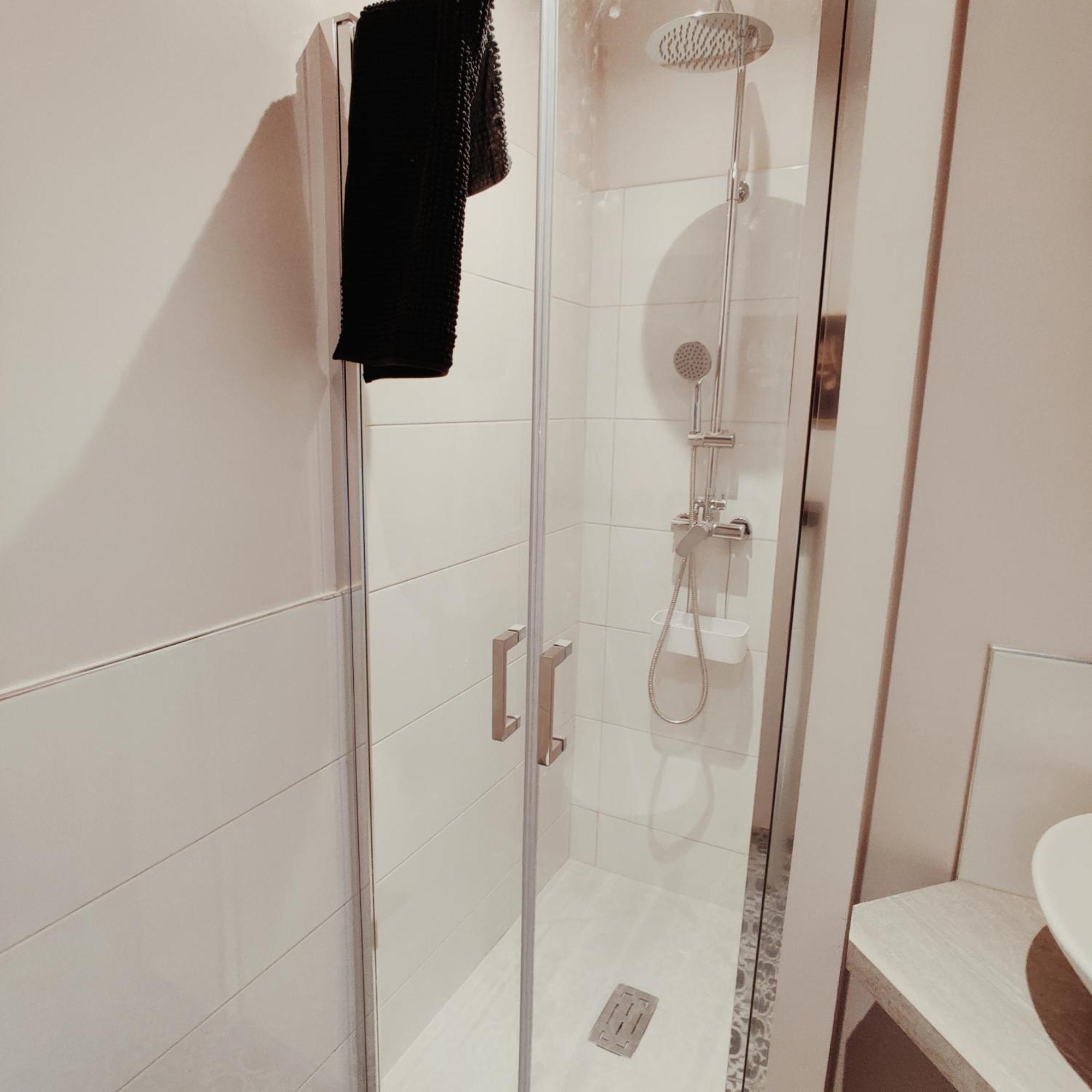 Hotel Au Coin Du Chemin Chambéry Habitación foto